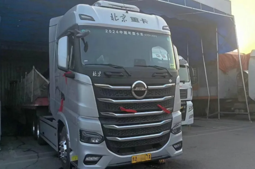 助卡友返鄉(xiāng)開(kāi)拓新業(yè)務(wù)！北京重卡成20年老司機(jī)“心頭好”